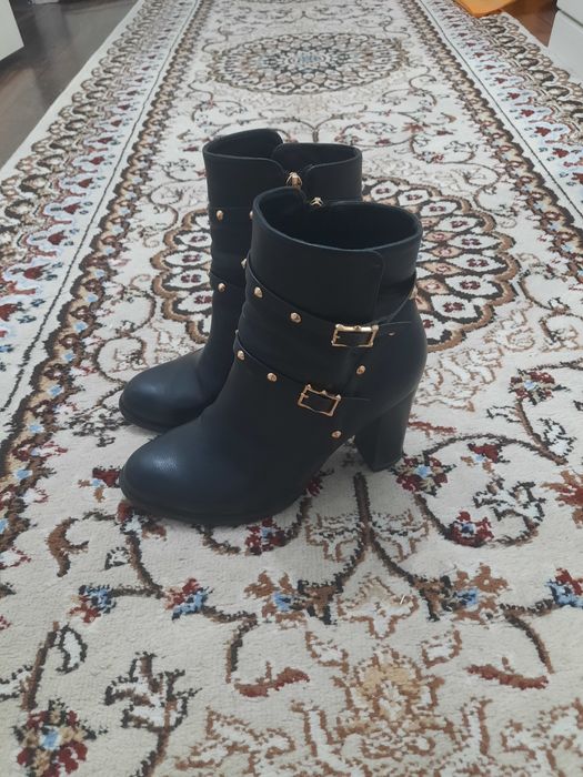 Продам осенние сапожки