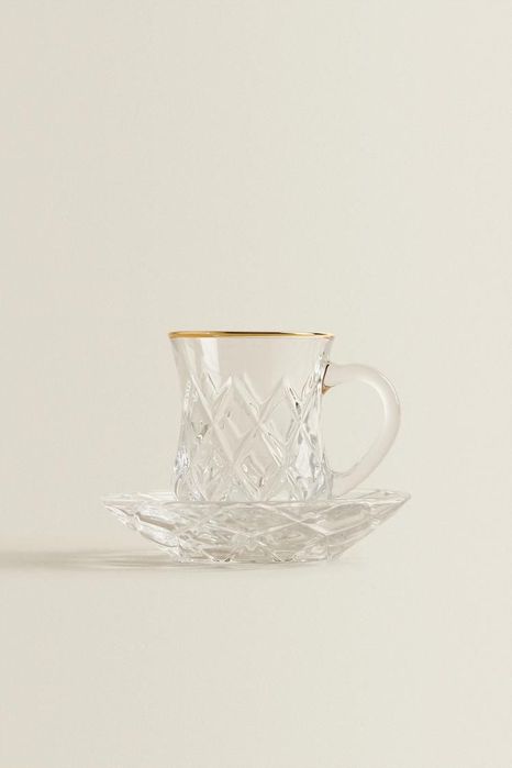 Set căni + farfurii Zara