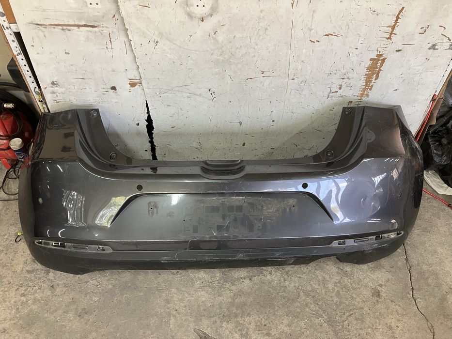 Задна броня за Mazda 2 Мазда 2  2020-2022г 2бр