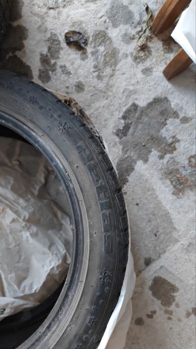 Зимни гуми 225/45/17