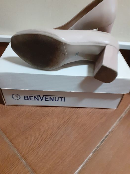 Pantofii benvenuti cu toc damă