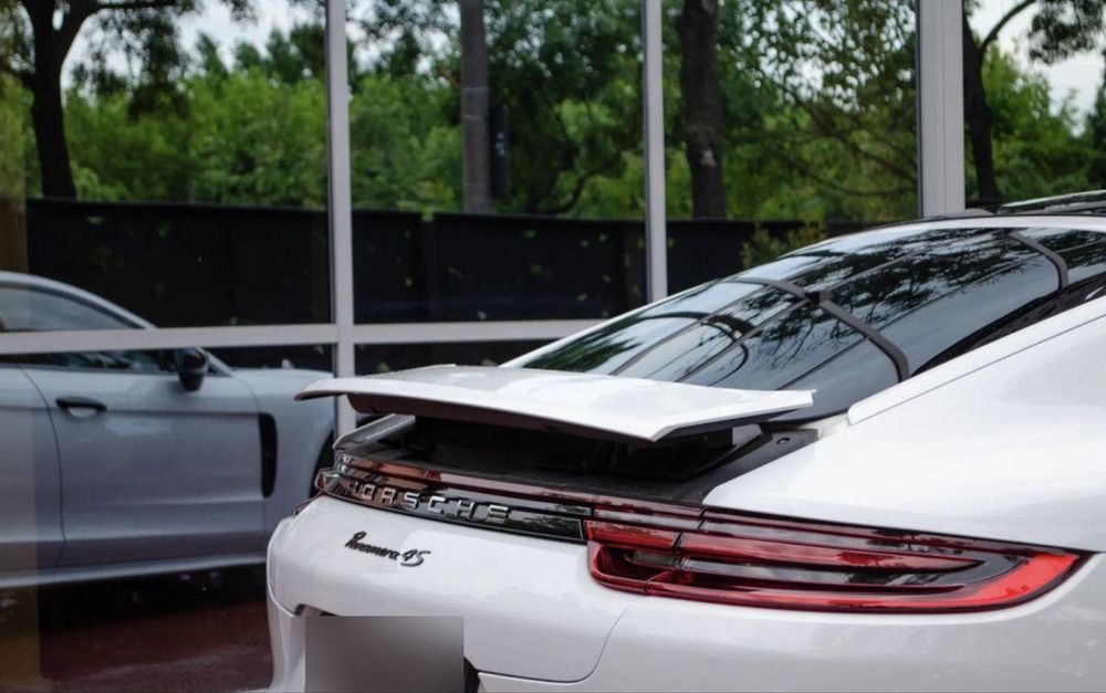 Inchiriez auto de lux,PORSCHE,masini premium la cele mai bune preturi