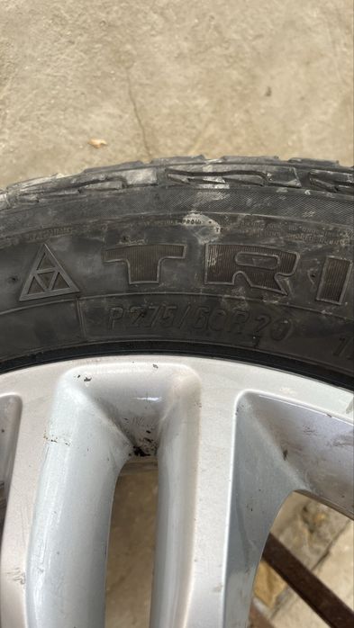 TRANGLE  P275/60 R20