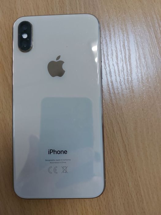 Продам Iphone XS