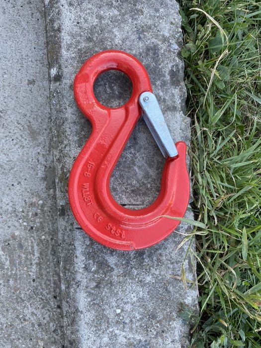 Carlig NOU cu ochi si siguranta 8 to