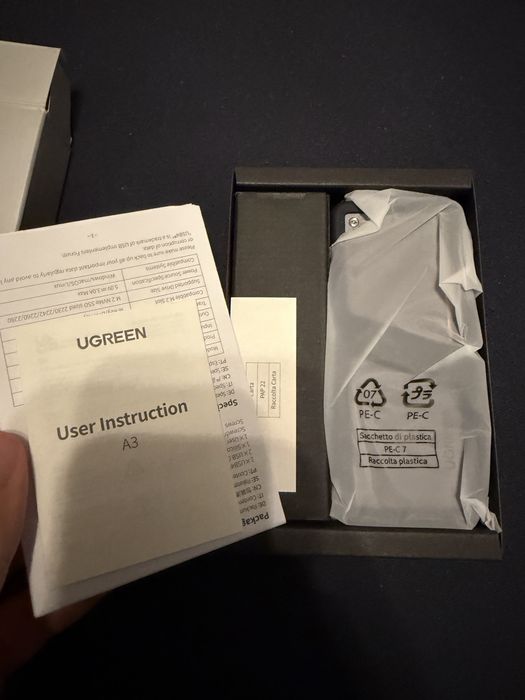 UGREEN 40Gbps M.2 NVMe кутия с охлаждащ вентилатор