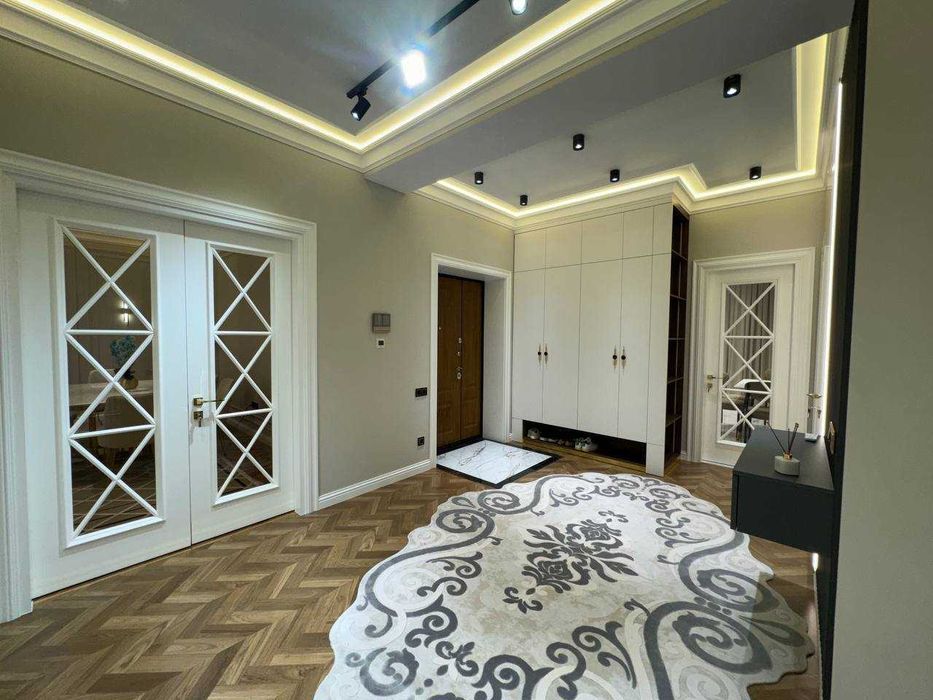 Сдаю роскошную 3х ком. 3/4 на улице Нукус ор-р Посольство РФ (Р3)