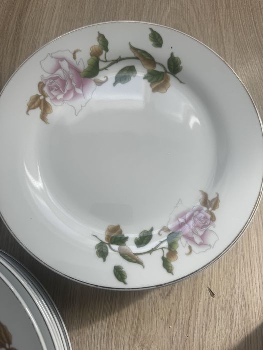 Продаю сервиз в оличном состоянии