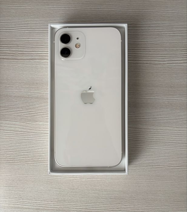 iPhone 12, б/у, 64 ГБ