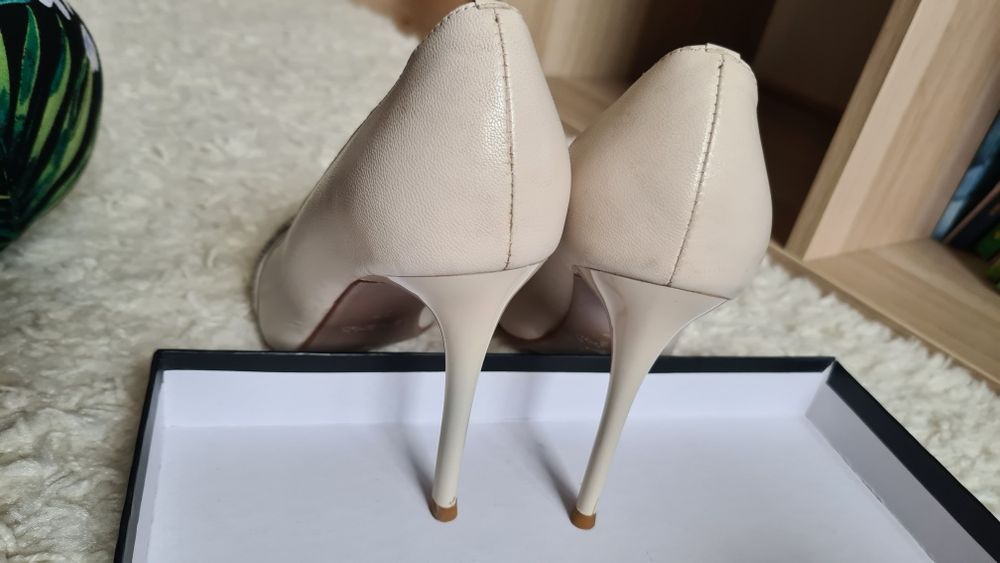 Pantofi bej din piele 37 Lanzony & b ivory strasuri cristale