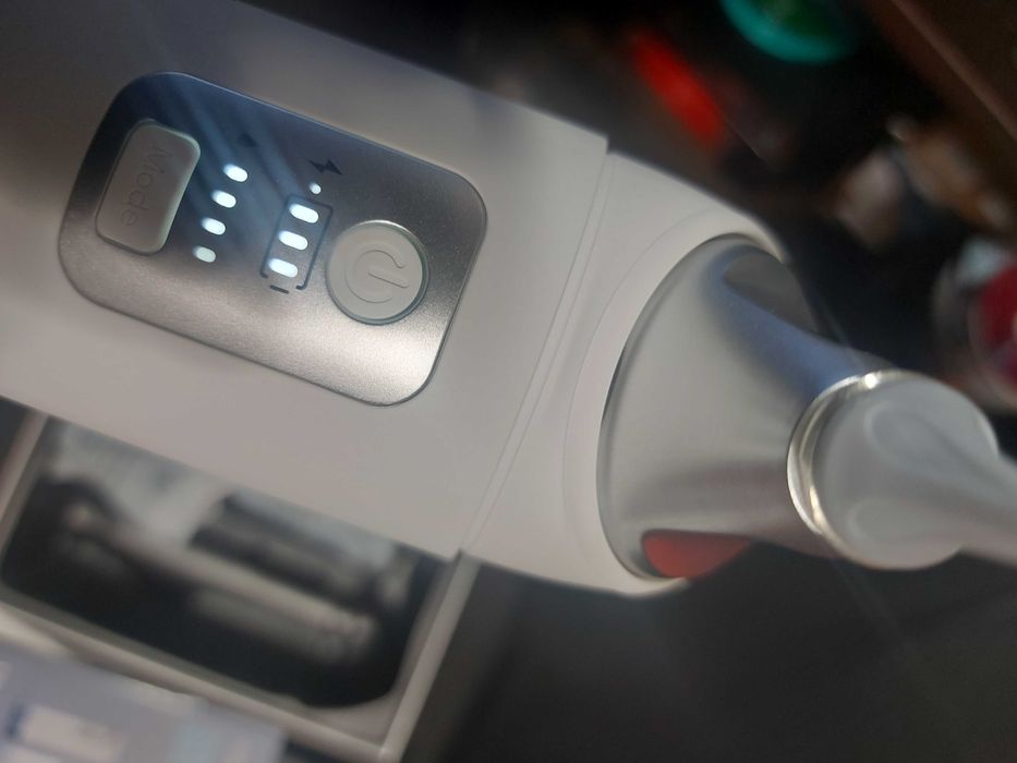 Dispozitiv curatat / desfundat urechile de ceara