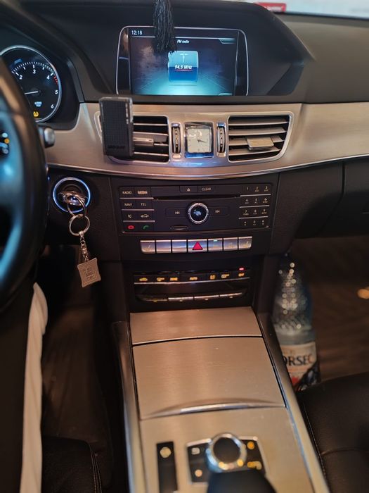 Vând Mercedes E200 fac schimb cu GLE