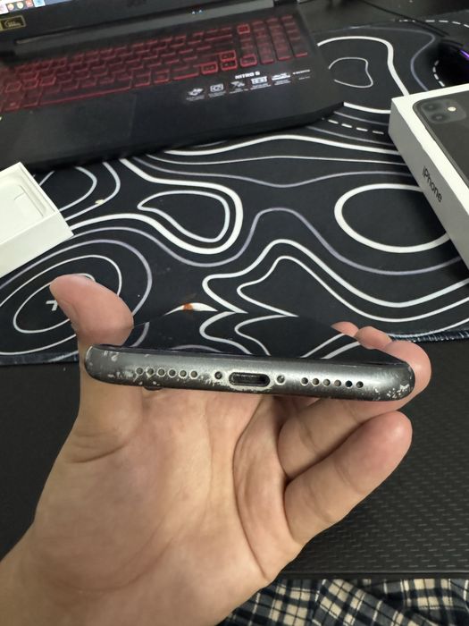 Продаю IPhone 11 (128 Gb)
