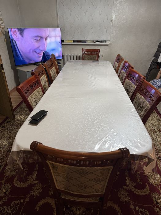 Продам стол со стульями!