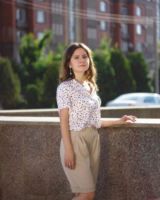 Шорты бермуды, цвет- бежевый