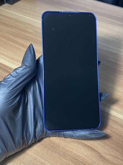 Samsung Galaxy s25+ • 256 GB • Navy