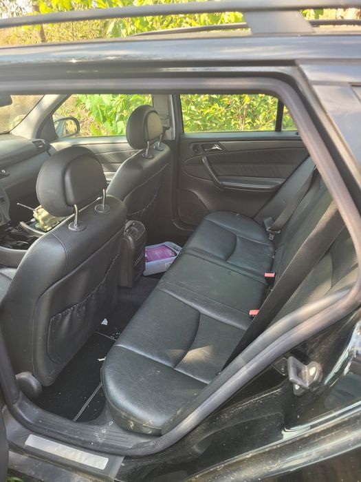 Mercedes-Benz C220 Break – piele, motor 2.2