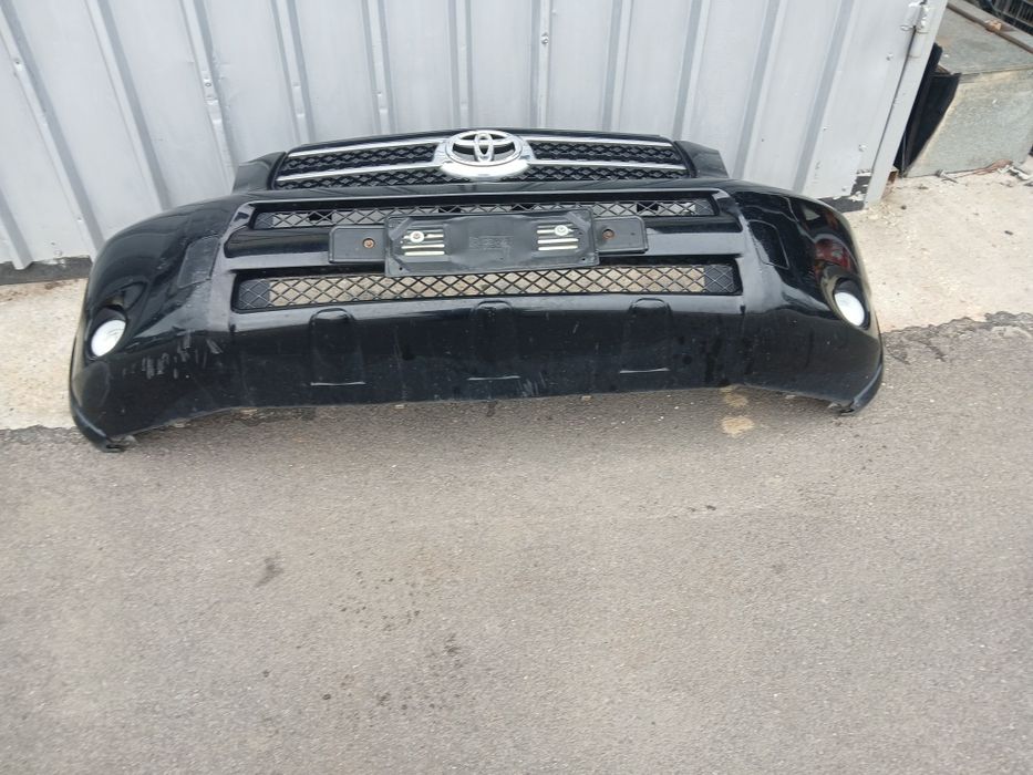 Предна броня Toyota Rav4 2010