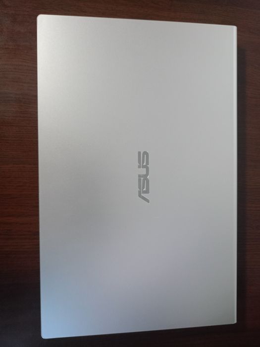 Vând laptop Asus M515DA