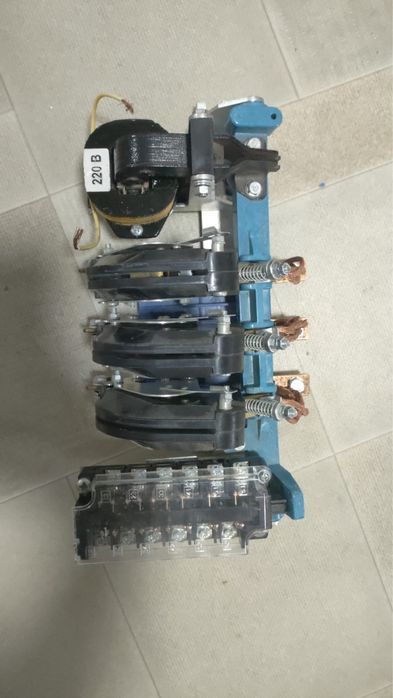 Продам контактор 160амп