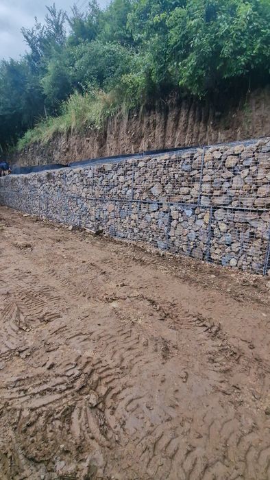 Изкопни дейности, услуги с кран, инертни материали и бетон - трудни ме