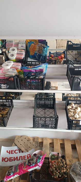 Стелажи за плодове и зеленчуци