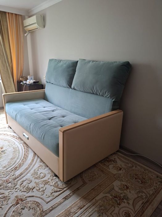 Продам диван в хорошем состоянии