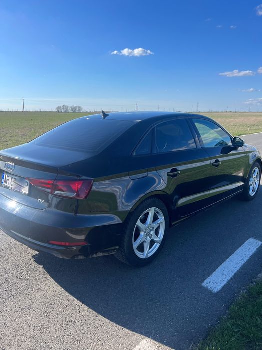 Vand Audi A3 limousine