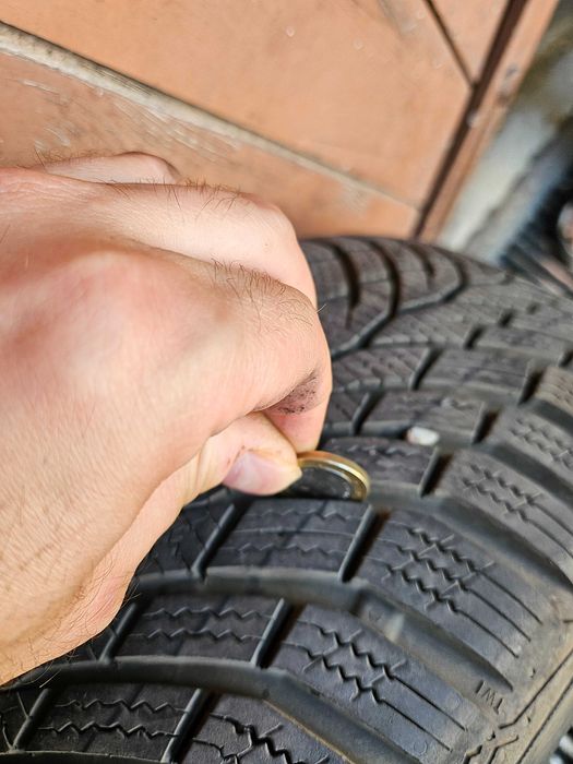 Зимни гуми Continental 205/55 R16 DOT 2023
