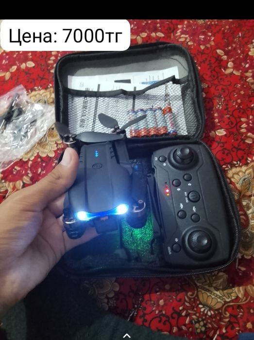 Игравой клаватура и дрон