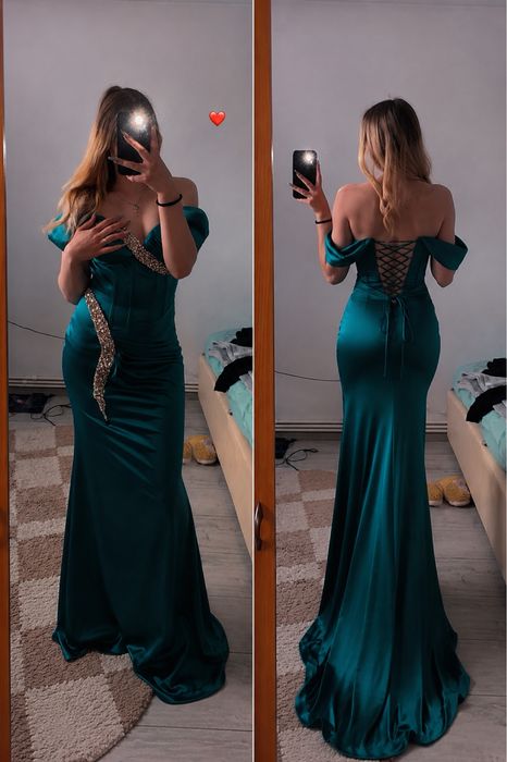 Rochie de ocazie, marinea xs, s cu corset purtata o singura data.