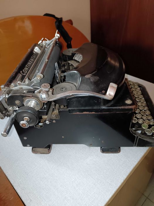 Пишеща машина  ConTinenTаL SILENTA