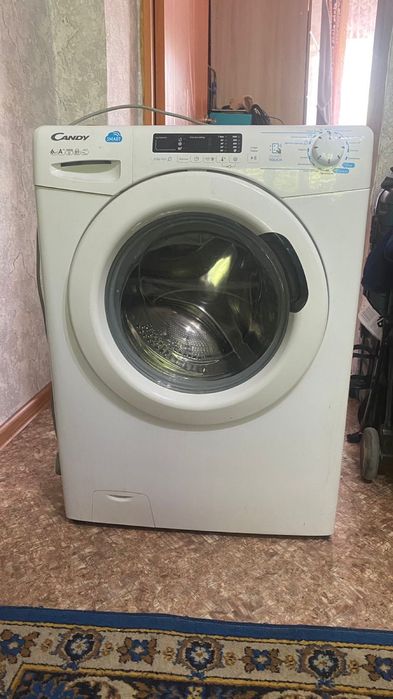 Продам стиральную машину