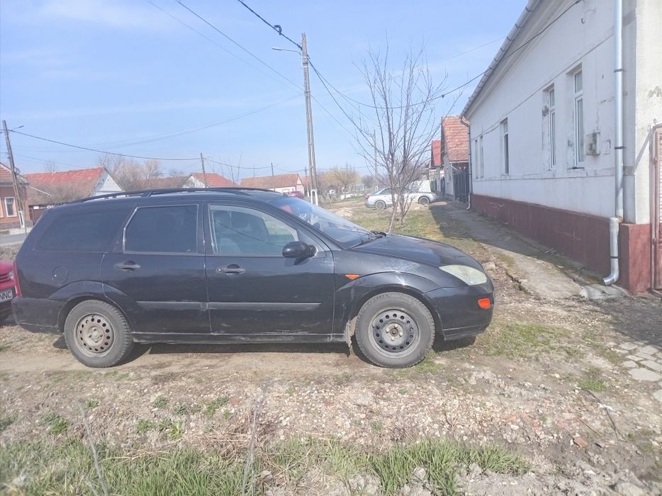 Vând  Ford focus 1.6