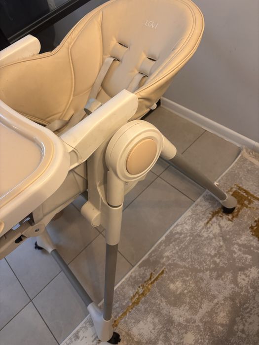 Продам стульчик для кормления