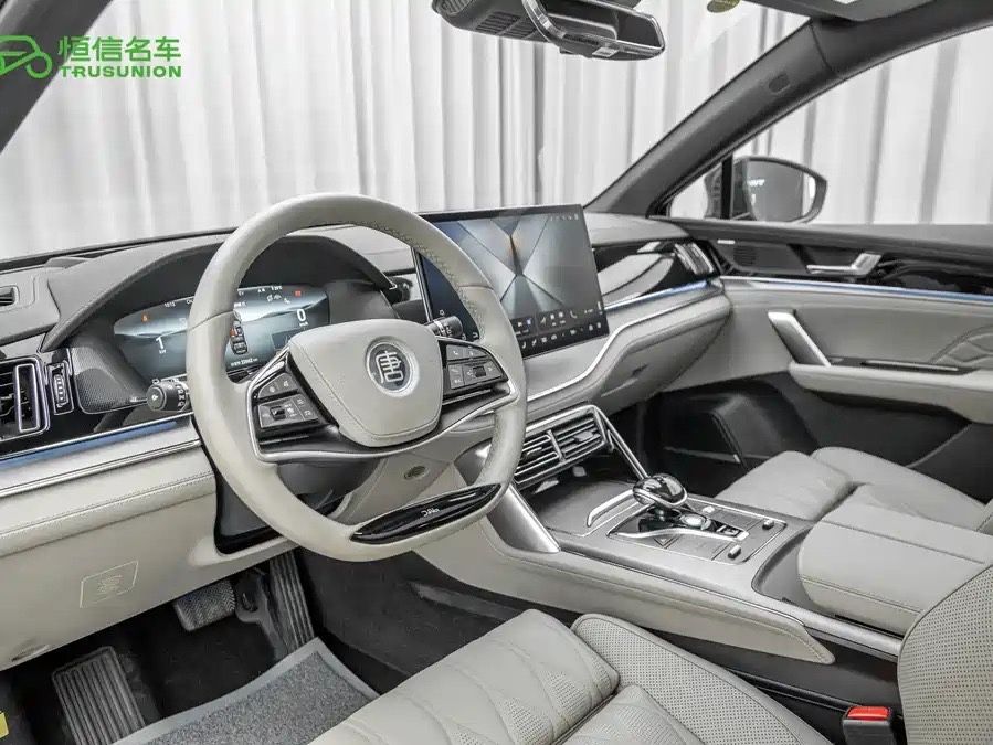BYD DM-i Glory edition