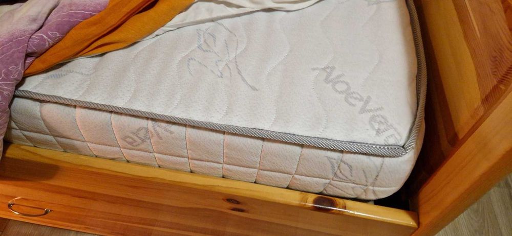 2 бр. легла с матраци 90/200