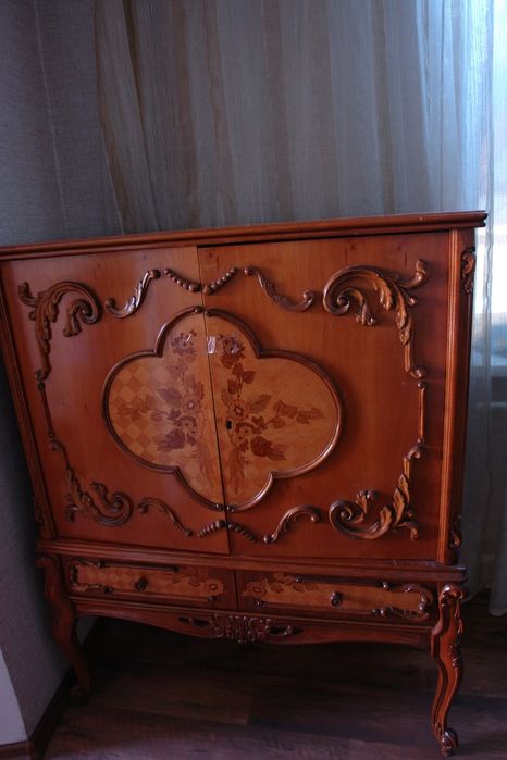 Антикварная Мебель.