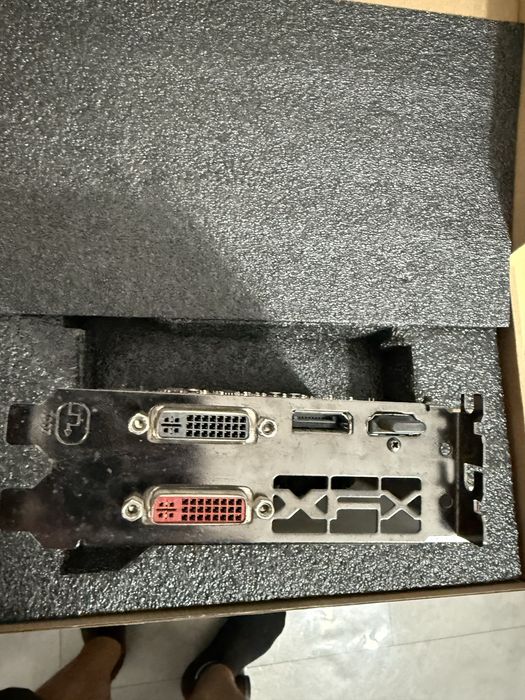 Видеокарта Radeon 7700HD