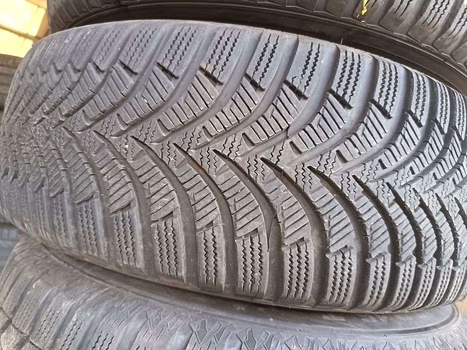 Anvelope MS iarna 215 65 15 hankook 2022 8mm