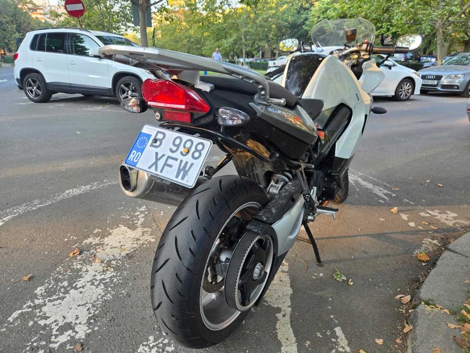 BMW F800ST (2011) | ABS | Manșoane Încălzite | Revizie Completă Service | 24.000 km | Far LED omologat RAR
