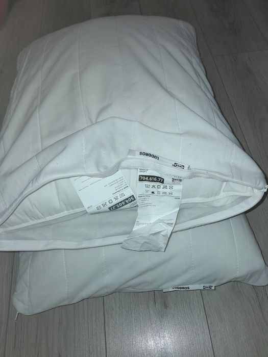 2 perne IKEA 50x60 cm + huse impermeabile