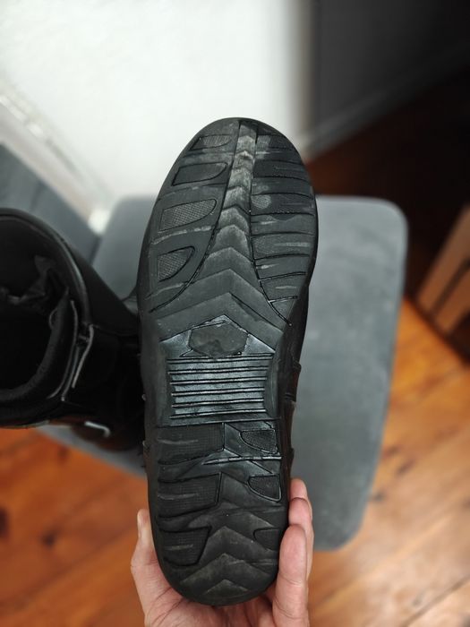 Мотобооинки кожаные