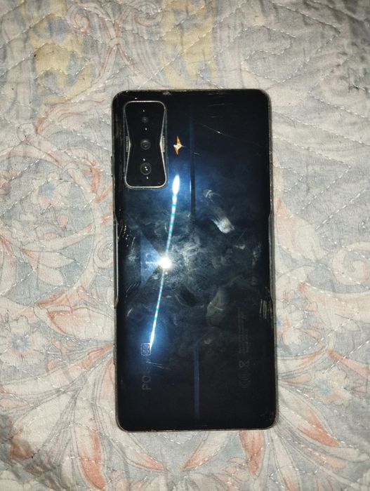 Продам/Обменяю Poco f4 gt