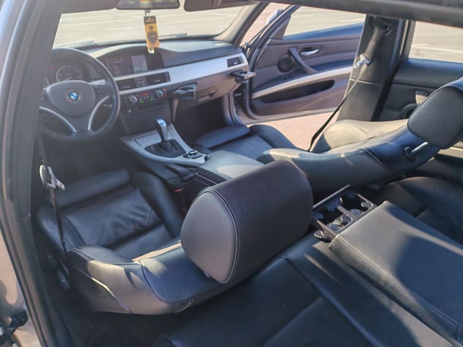 Bmw 318i 2011 automat stare impecabila
