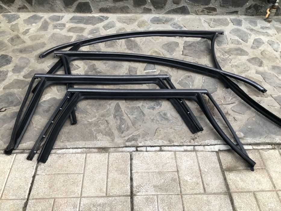 Set ornamente crom usi portiere VW PASSAT B7 break 2013