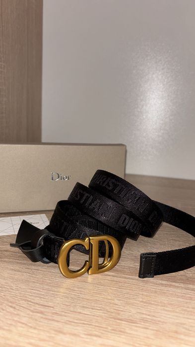 Accesoriu nou nou - curea christian dior