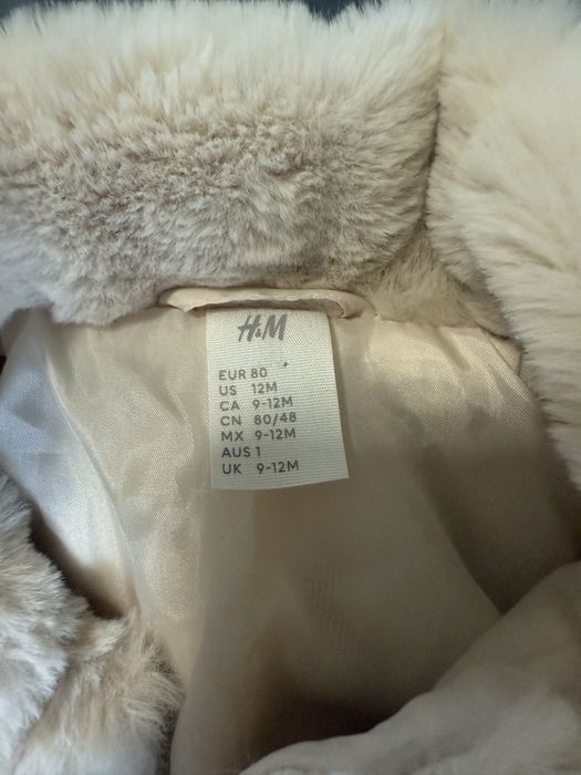 Geaca blana artificiala H&M marimea 80 (9-12 luni)