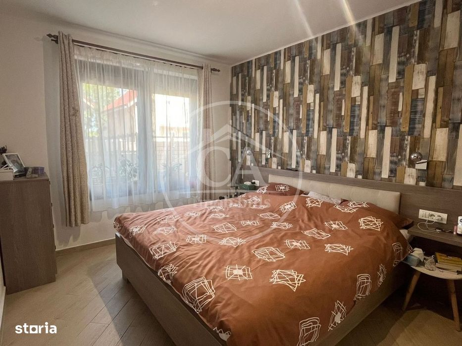 Casă P+subpantă cu 4 camere de vânzare în Cartierul Tineretului,Oradea