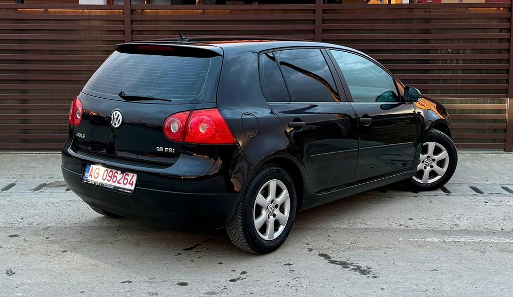 VW Golf 5 / 1.6 / Bi-Xenon / Navi / Webasto